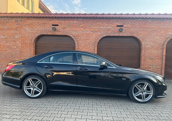 Mercedes-Benz CLS cena 72900 przebieg: 309000, rok produkcji 2011 z Radom małe 742